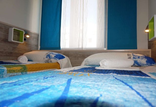 Habitación Triple con baño compartido