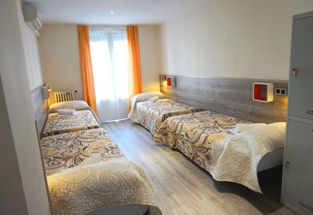 Habitación Cuádruple con baño compartido